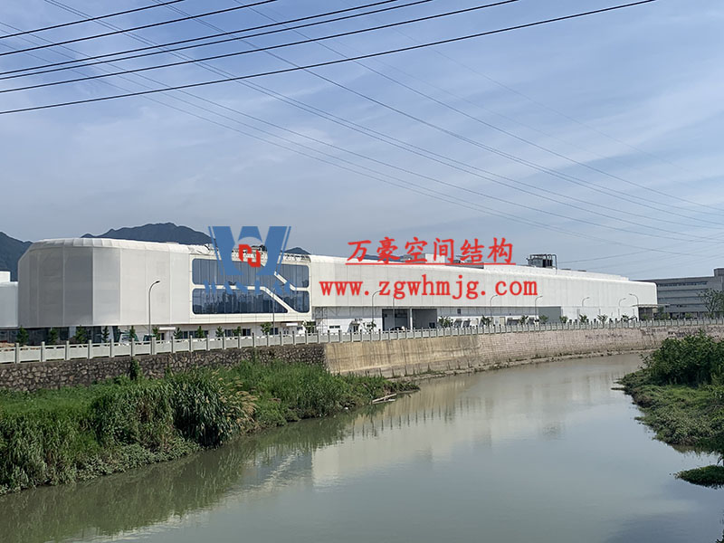 為什么體育場屋面都選用PTFE膜結(jié)構(gòu)？PTFE膜結(jié)構(gòu)體育場有什么特點優(yōu)勢？