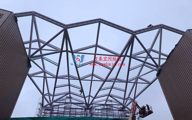 匯工匠精神，抓工程品質|合肥文一塘溪津門天幕鋼結構及ETFE氣枕膜工程最新施工進度