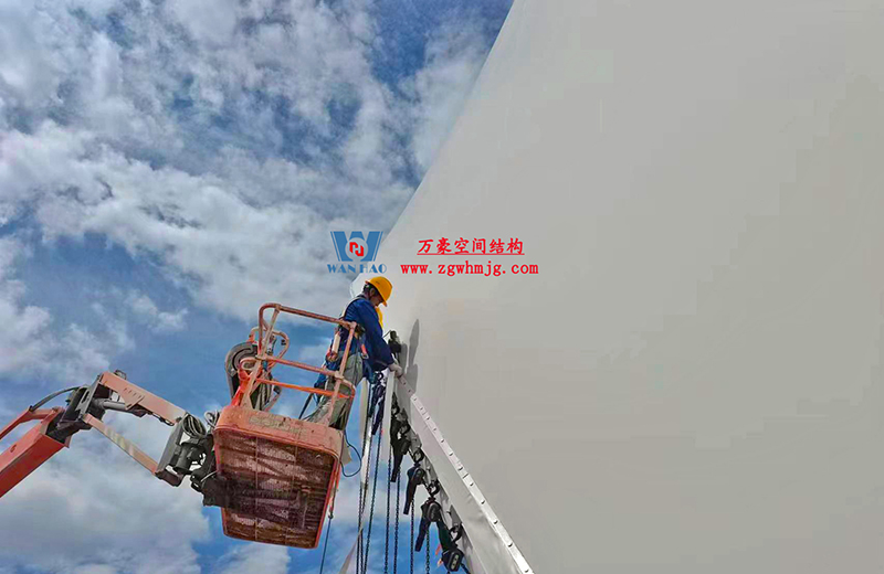 陜西定邊馬蓮灘沙漠公園鋼膜結(jié)構(gòu)工程“奮力快跑”，工程“進(jìn)度條”刷新了!