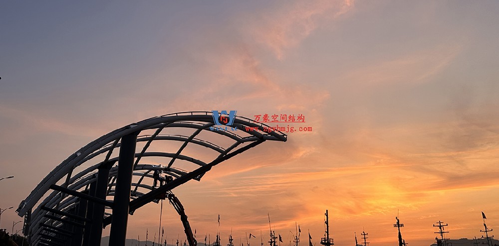 全面加速建設，創(chuàng)建優(yōu)質精品工程