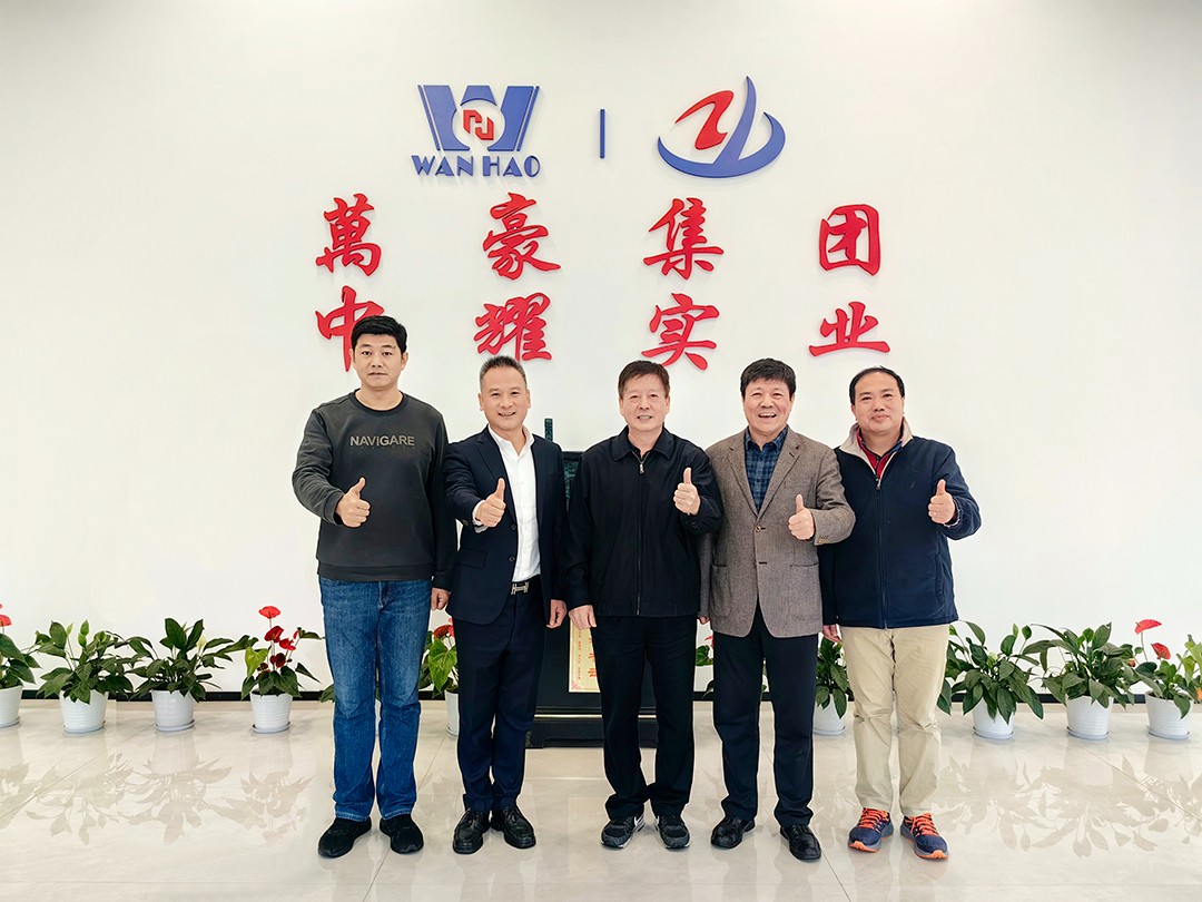 中國(guó)鋼結(jié)構(gòu)協(xié)會(huì)空間結(jié)構(gòu)分會(huì)領(lǐng)導(dǎo)專家一行蒞臨萬豪考察指導(dǎo)工作 中國(guó)鋼結(jié)構(gòu)協(xié)會(huì)空間結(jié)構(gòu)分會(huì)領(lǐng)導(dǎo)專家一行蒞臨萬豪考察指導(dǎo)工作