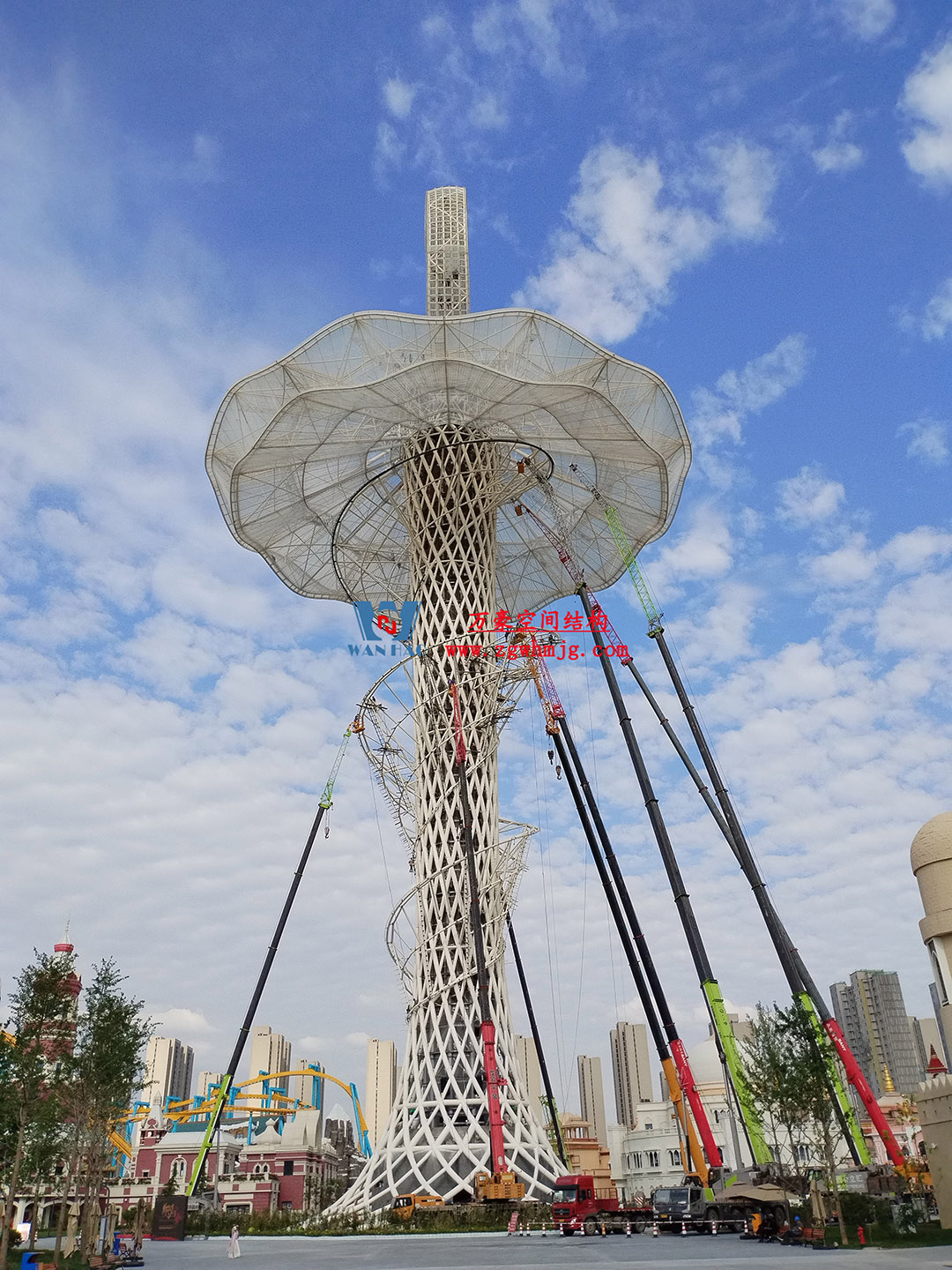 ETFE膜結(jié)構(gòu)地標(biāo)塔—以愛(ài)之名，點(diǎn)亮絲路歡樂(lè)世界