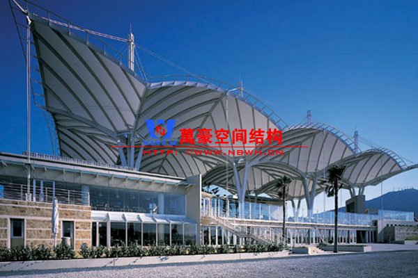 膜結(jié)構公車施工