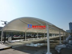 膜結(jié)構(gòu)車棚在冬季施工應該采取哪些措施？