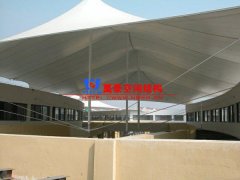 雨棚材料選哪種好？雨棚制作設計選膜結構有哪些優(yōu)勢？