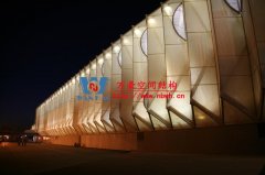 張拉膜結(jié)構(gòu)設(shè)計有哪些注意事項？膜結(jié)構(gòu)工程施工前需要考慮哪些問題？