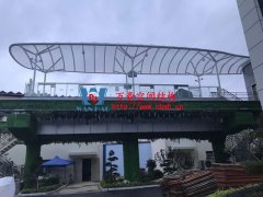 雨棚遮陽棚為什么選膜結(jié)構(gòu)？膜結(jié)構(gòu)雨棚遮陽棚有哪些優(yōu)勢？